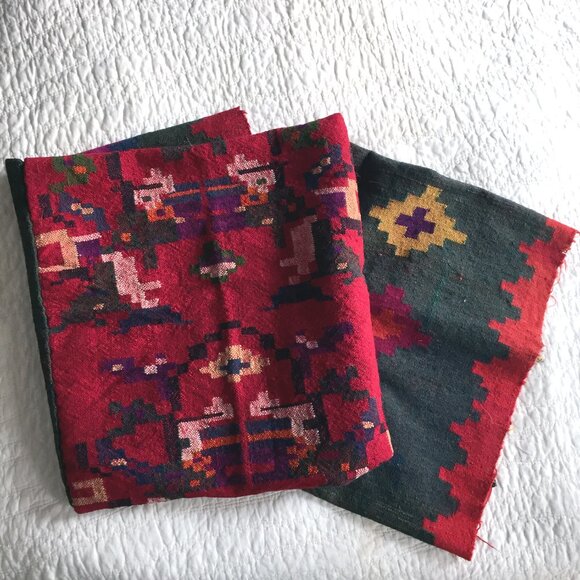 Vintage Hand Loomed Wool Textile / Floor Mat - Picture 4 of 5